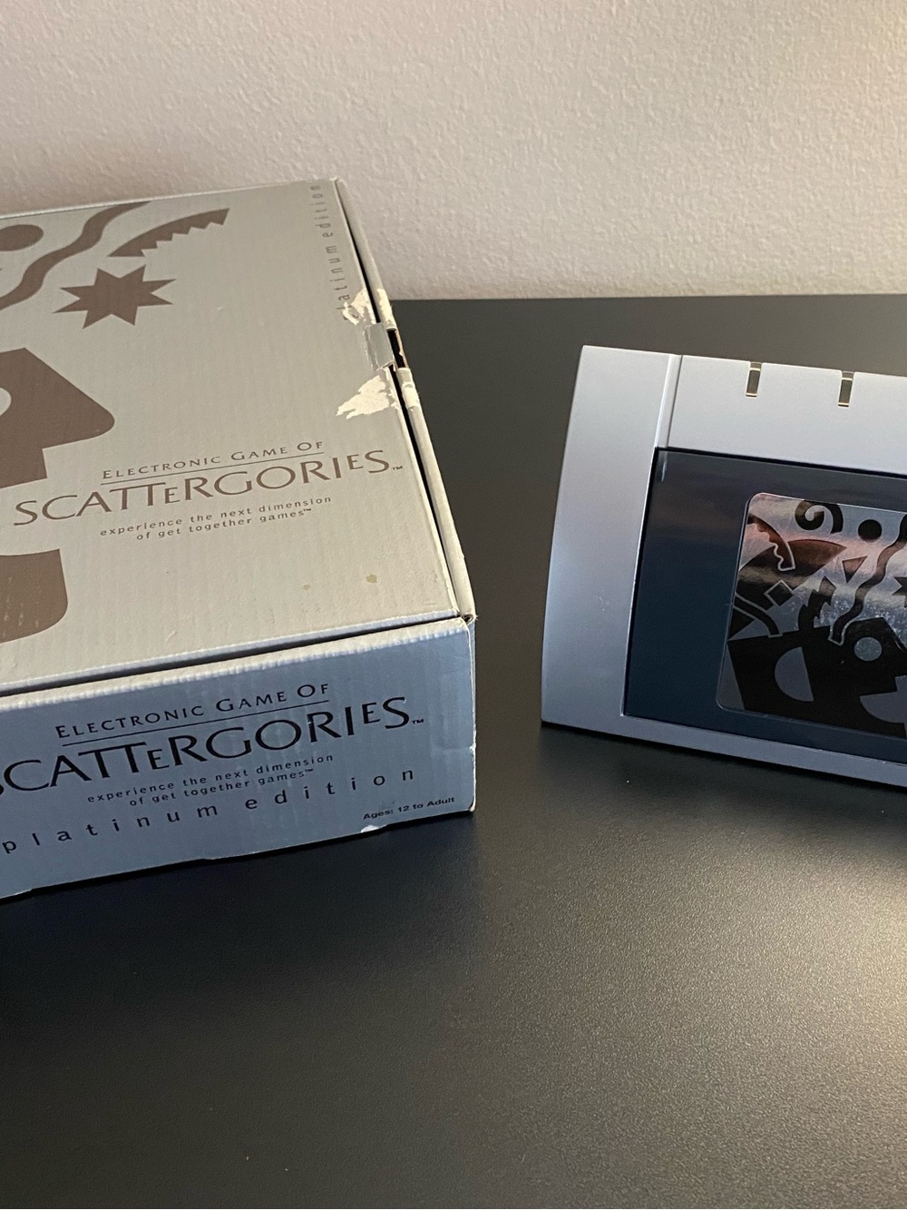 Hasbro Electronic Scattergories Platinum Game CIB